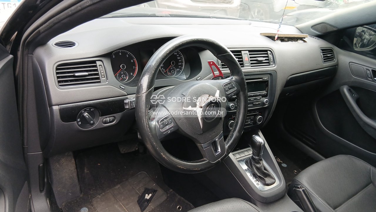 Foto 6 de 13: VOLKSWAGEN - JETTA 2.0 2011/2012