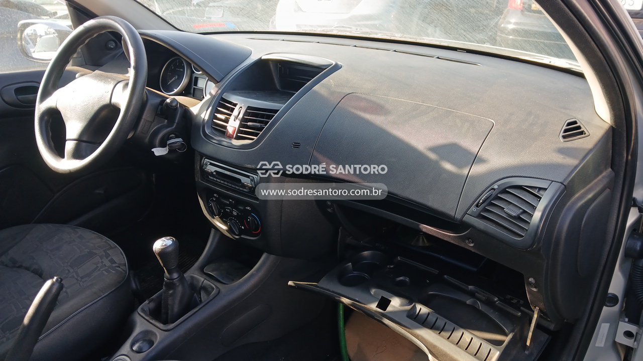 Foto 8 de 13: PEUGEOT - 207 HB XR 2009/2010