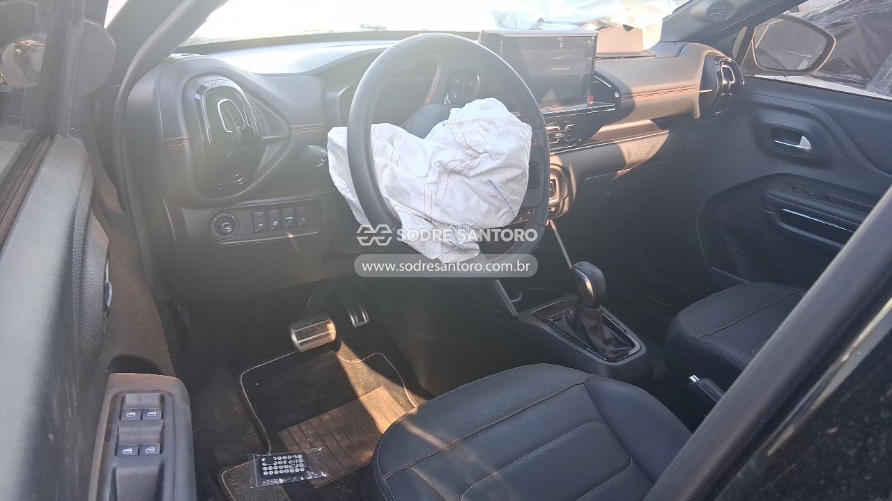 Foto 6 de 13: CITROEN - BASALT T200 DARK 2025/2026