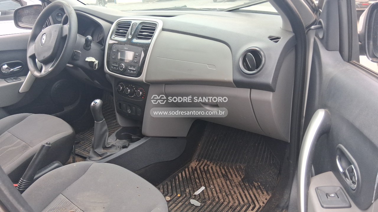 Foto 8 de 13: RENAULT - LOGAN EXP 16 SCE 2017/2018
