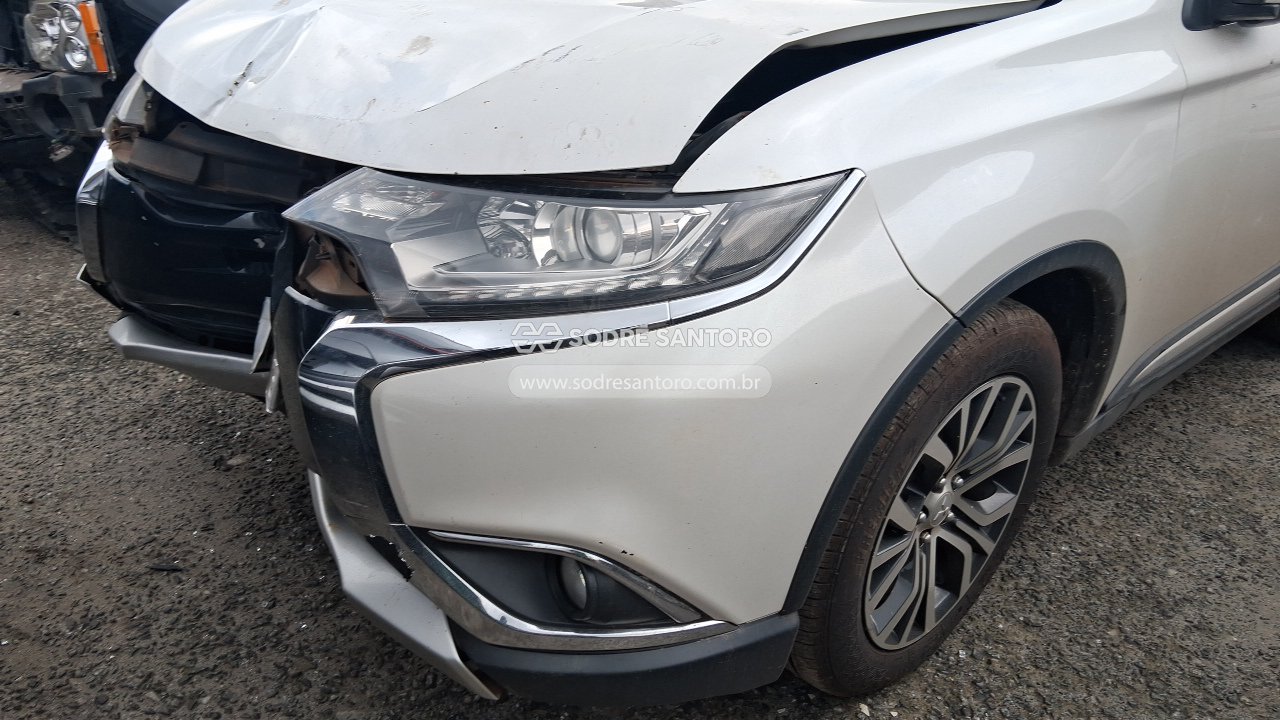 Foto 12 de 13: MITSUBISHI - OUTLANDER 2.0 2015/2016
