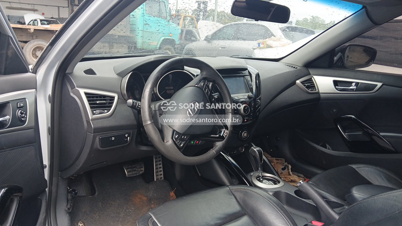 Foto 6 de 8: HYUNDAI - VELOSTER 2012/2013