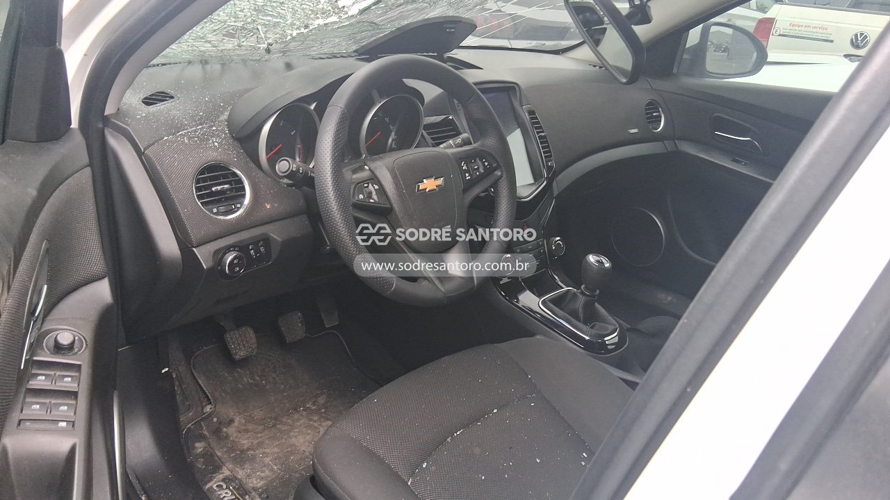Foto 6 de 13: CHEVROLET - CRUZE LT NB 2012/2012