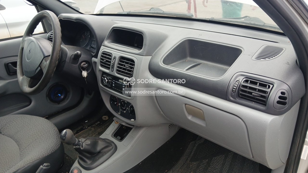 Foto 8 de 13: RENAULT - CLIO CAM 10H3P 2011/2011