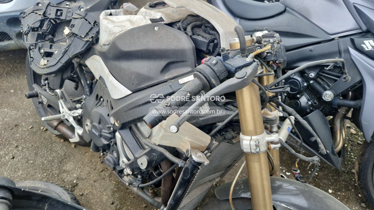 Foto 7 de 11: BMW - S1000 RR 2024/2025