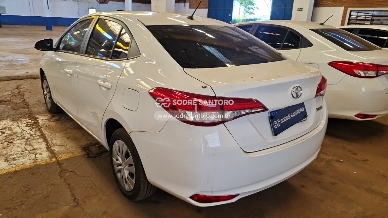 Foto 2: TOYOTA - YARIS SA XL15 2023/2023