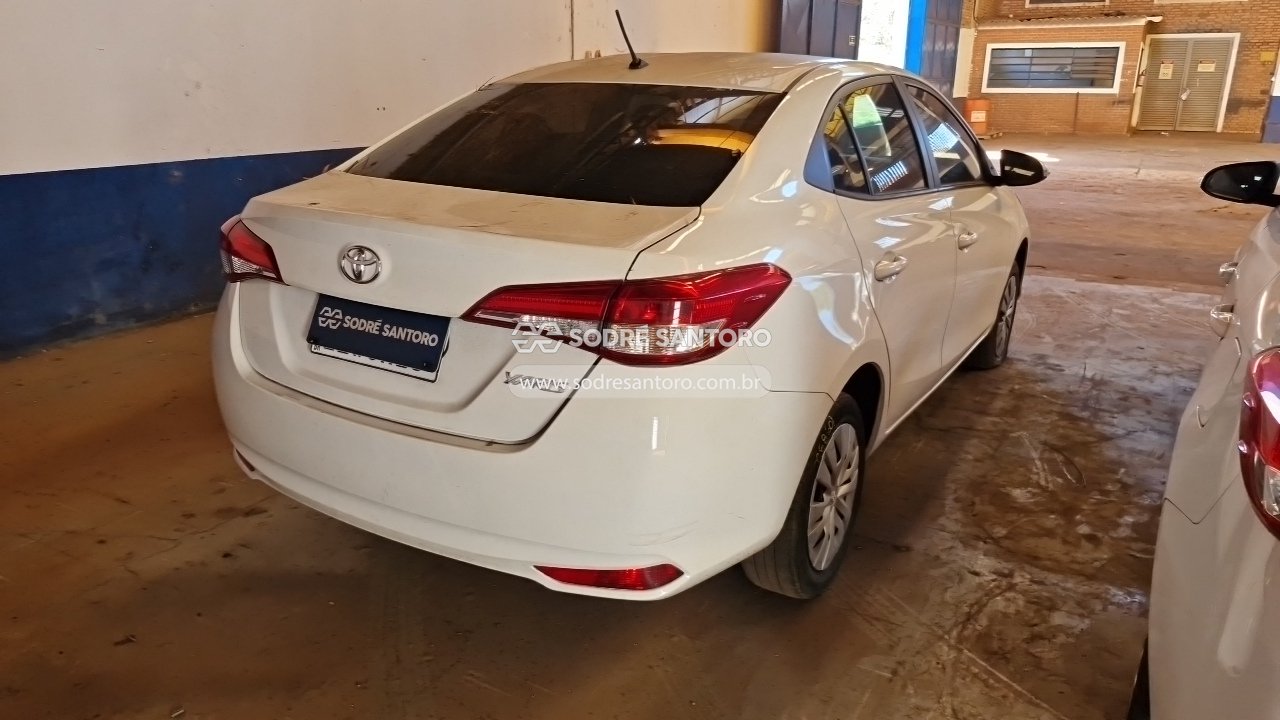 Foto 4: TOYOTA - YARIS SA XL15 2023/2023