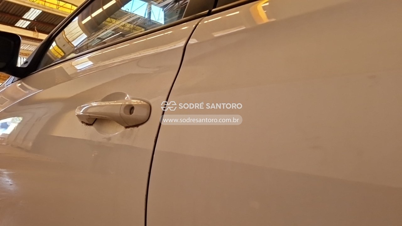 Foto 11 de 13: TOYOTA - YARIS SA XL15 2023/2023