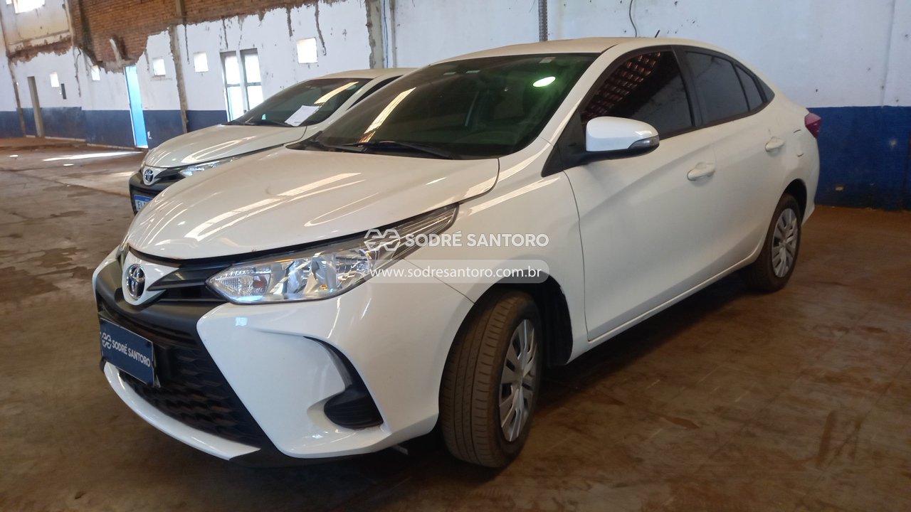 Foto 3: TOYOTA - YARIS SA XL15 2023/2023