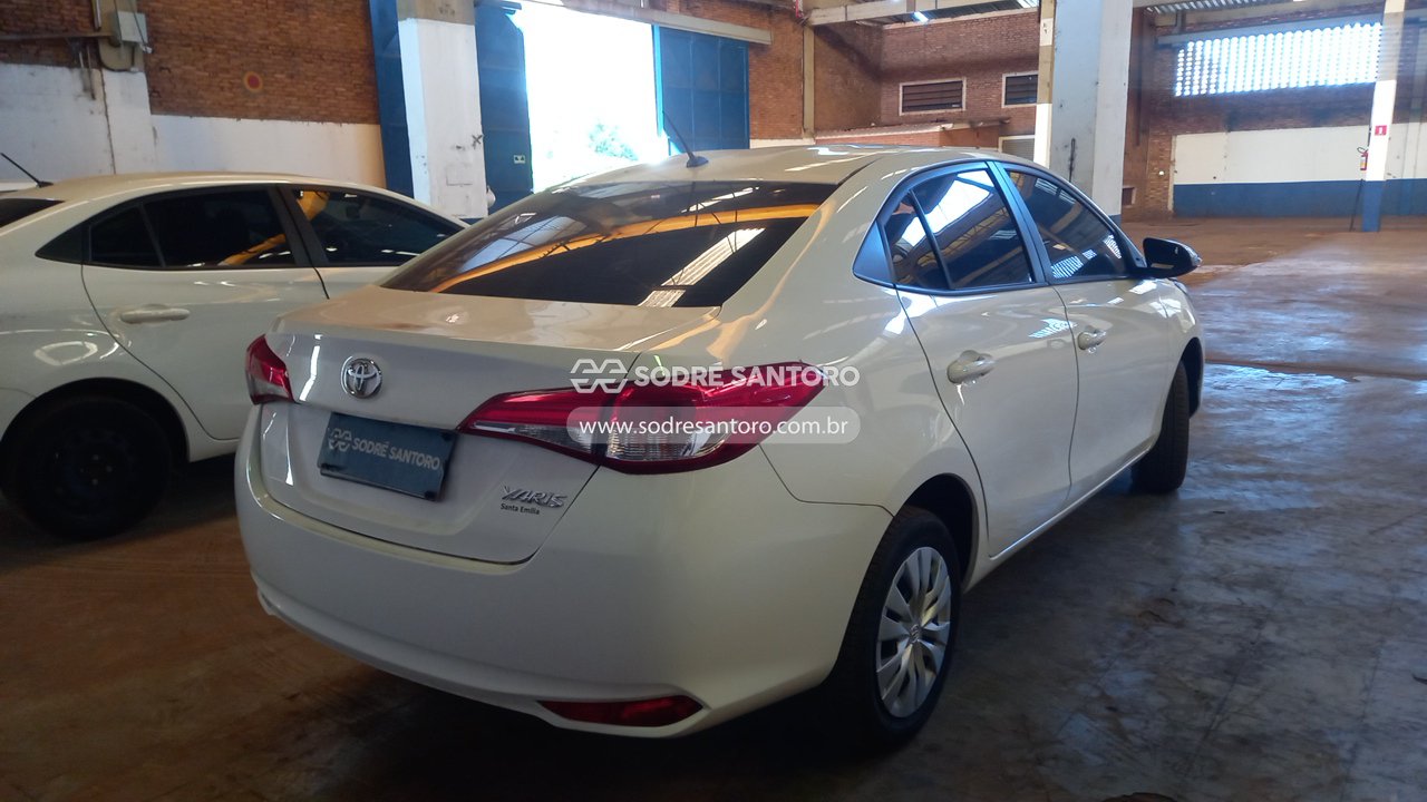 Foto 4: TOYOTA - YARIS SA XL15 2023/2023