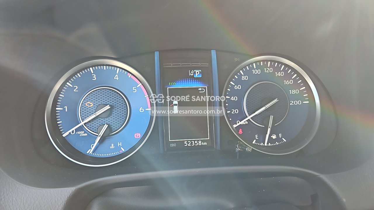 Foto 7 de 13: TOYOTA - HILUX 2023/2024