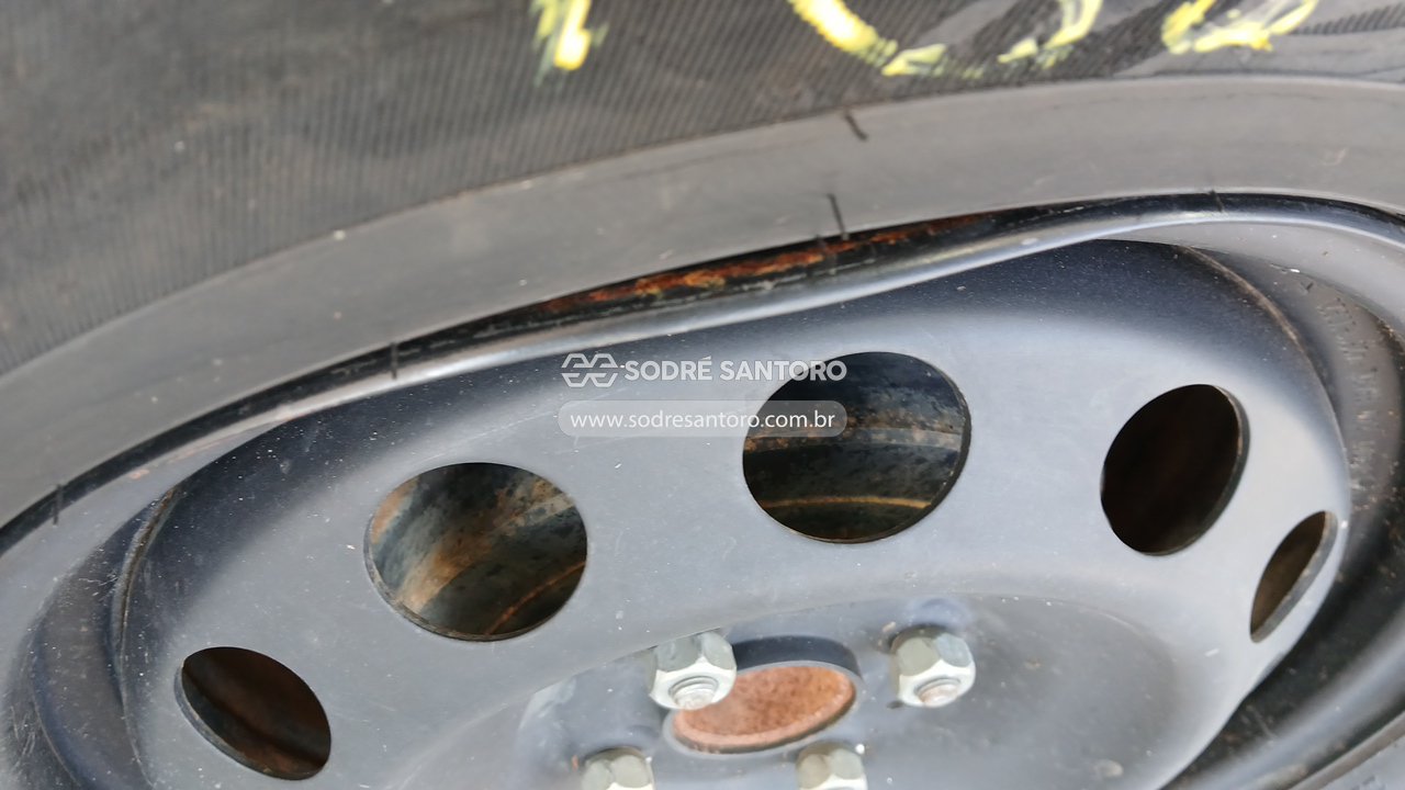 Foto 11 de 13: TOYOTA - YARIS SA XL15 2024/2025