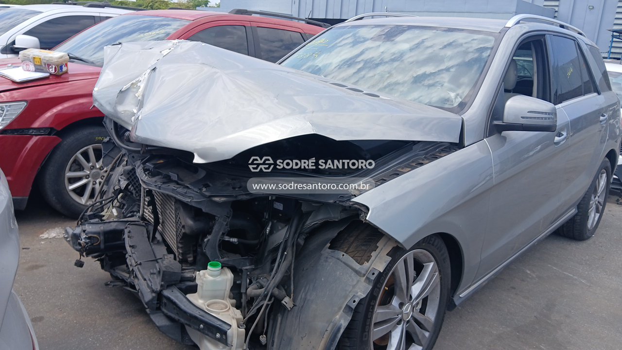 Foto 3: MERCEDES-BENZ - ML 350 BLUETEC 2013/2014
