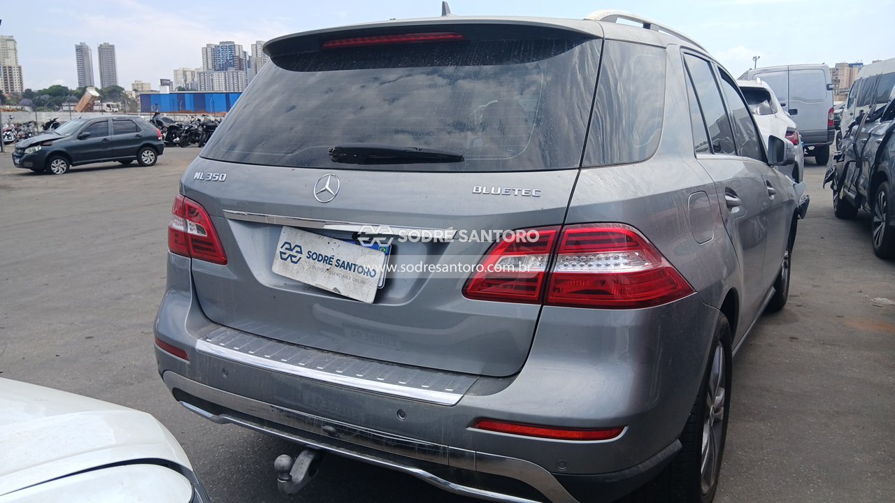 Foto 4: MERCEDES-BENZ - ML 350 BLUETEC 2013/2014