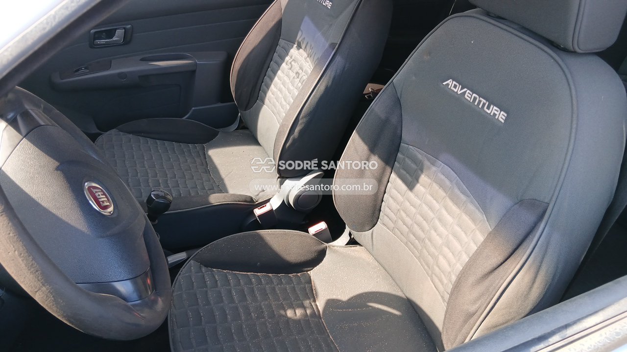 Foto 8 de 13: FIAT - STRADA ADVENTURE CD 2012/2013