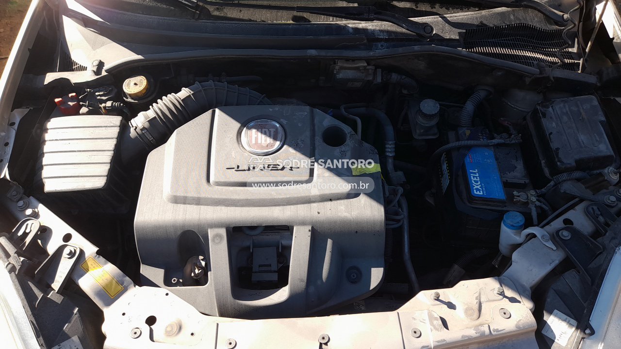 Foto 5: FIAT - LINEA HLX 1.9 2009/2010