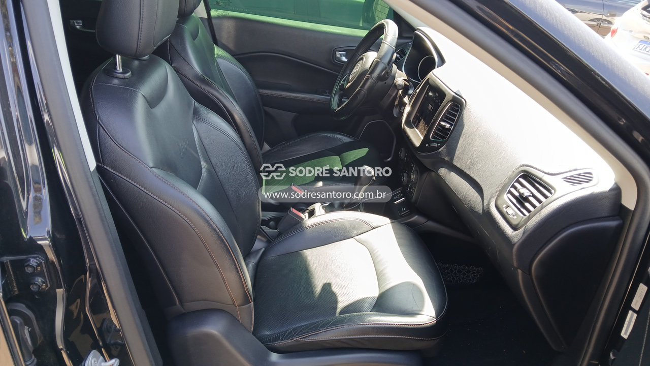 Foto 9 de 12: JEEP - COMPASS LONGITUDE F 2017/2018