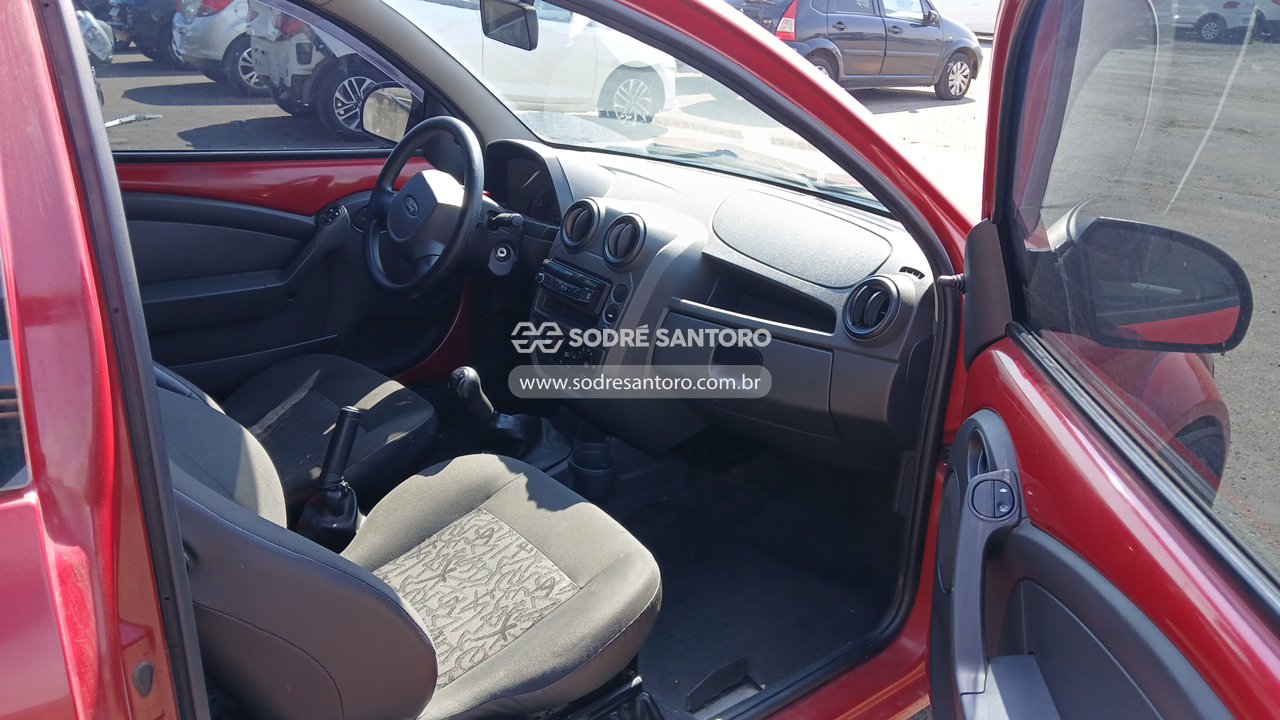 Foto 8 de 13: FORD - KA FLEX 2010/2011
