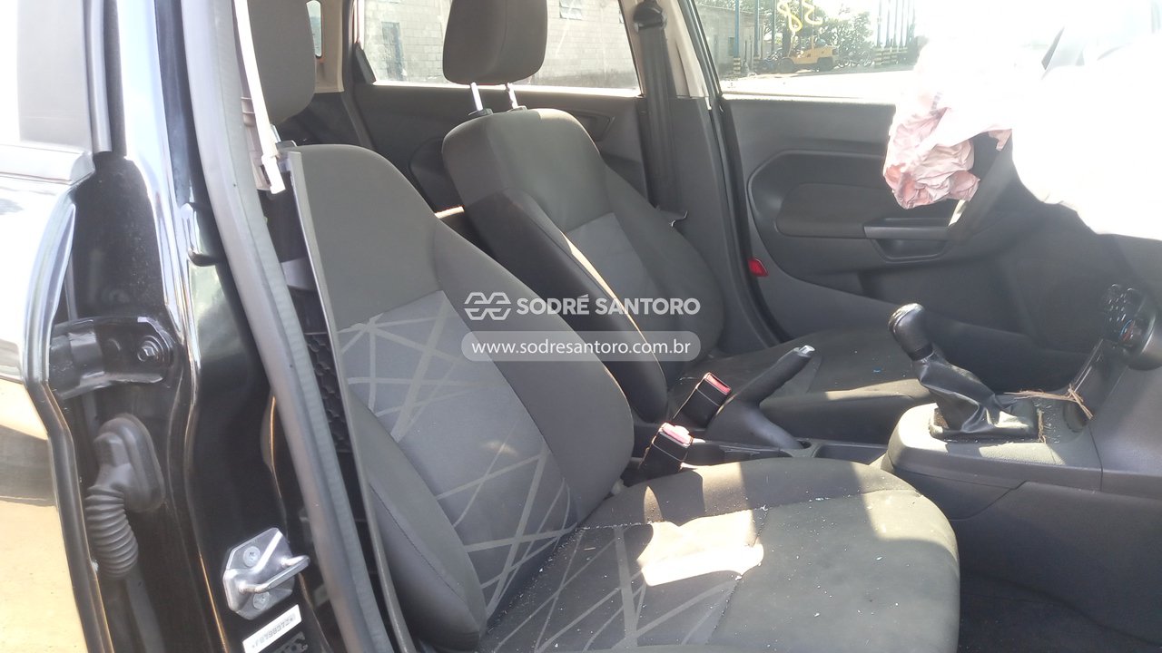 Foto 8 de 13: FORD - FIESTA HA 1.5L S 2014/2015