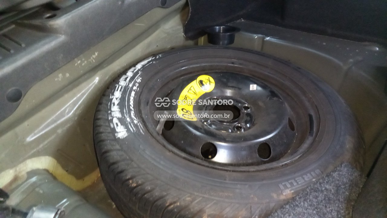 Foto 9 de 13: FORD - FIESTA HA 1.5L S 2014/2015