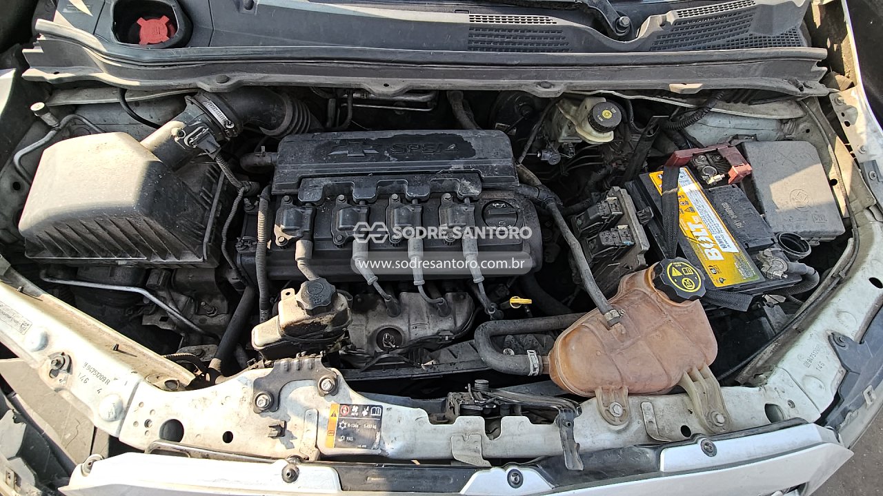 Foto 5: CHEVROLET - ONIX 1.0MT LT 2014/2015