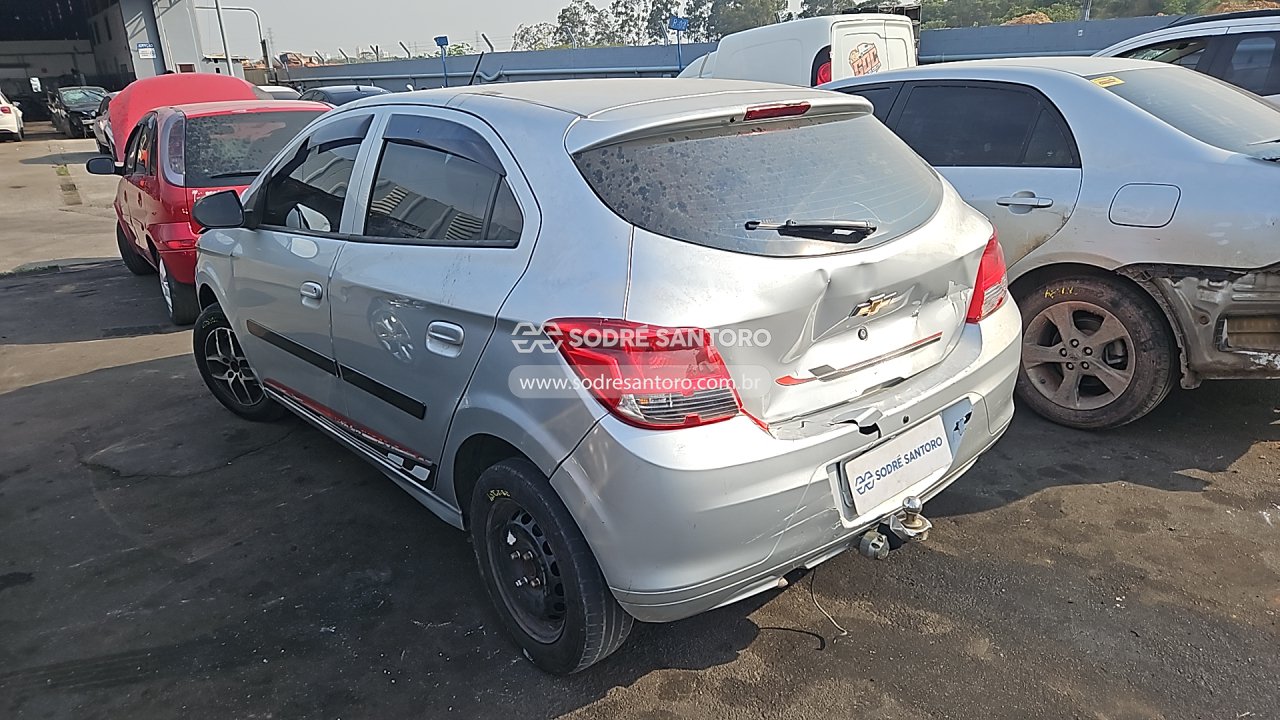 Foto 2: CHEVROLET - ONIX 1.0MT LT 2014/2015