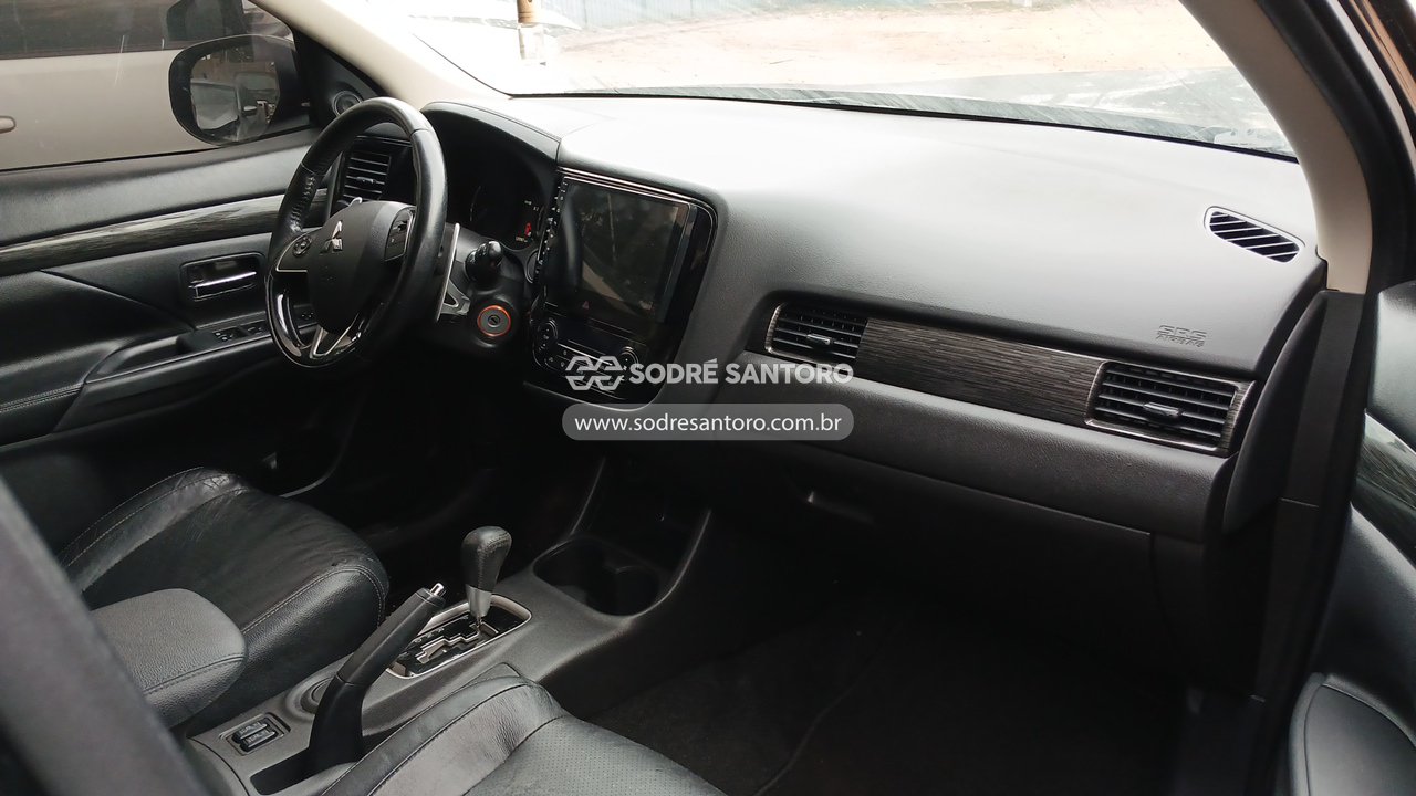 Foto 8 de 13: MITSUBISHI - OUTLANDER 2.0 2015/2016