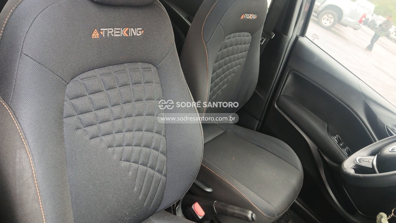 Foto 8 de 8: FIAT - ARGO TREKKING 1.8 AT 2020/2020
