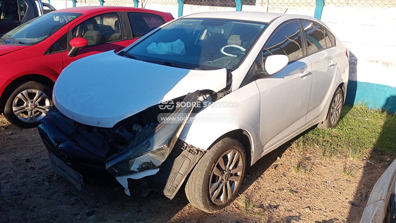 Foto 3: HYUNDAI - HB20S 1.6A COMF 2015/2015