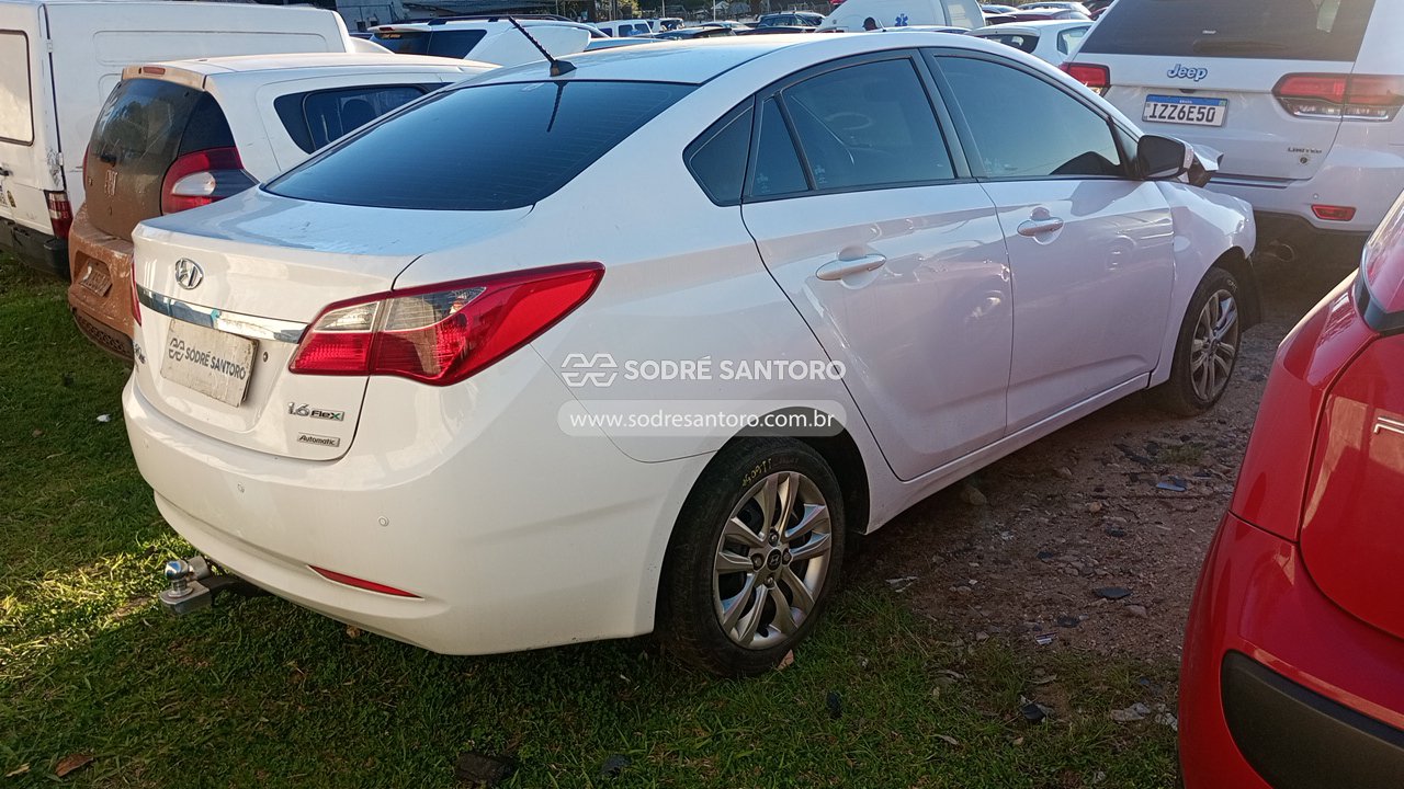 Foto 4: HYUNDAI - HB20S 1.6A COMF 2015/2015