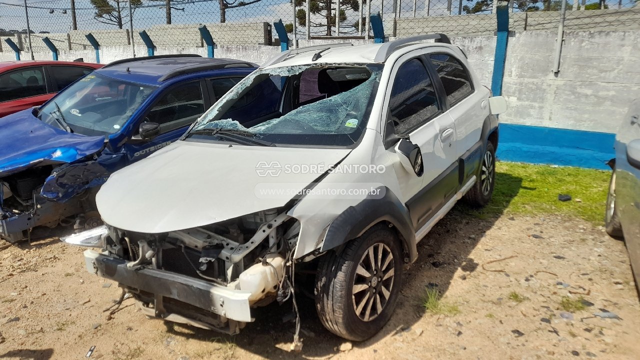 Foto 3: TOYOTA - ETIOS HB CROSS AT 2017/2018