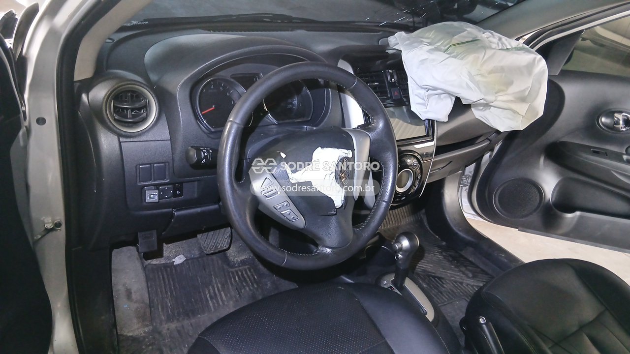 Foto 6 de 13: NISSAN - VERSA 16SL CVT 2019/2019