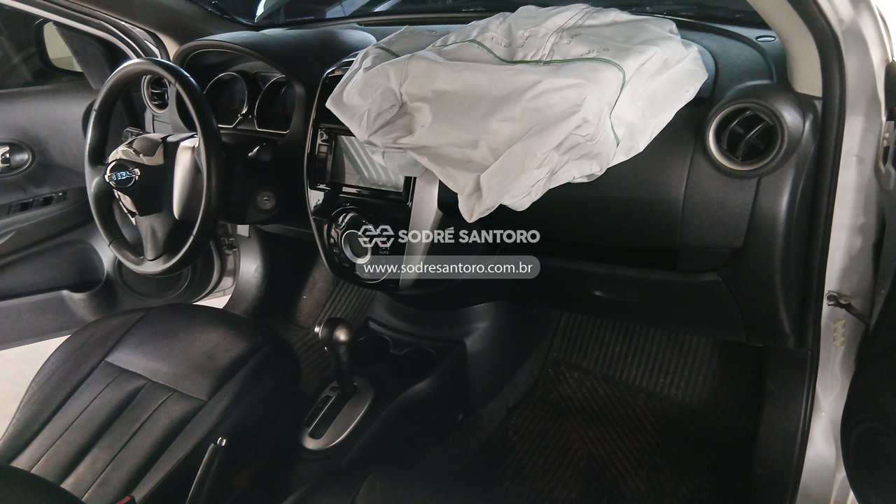 Foto 7 de 13: NISSAN - VERSA 16SL CVT 2019/2019