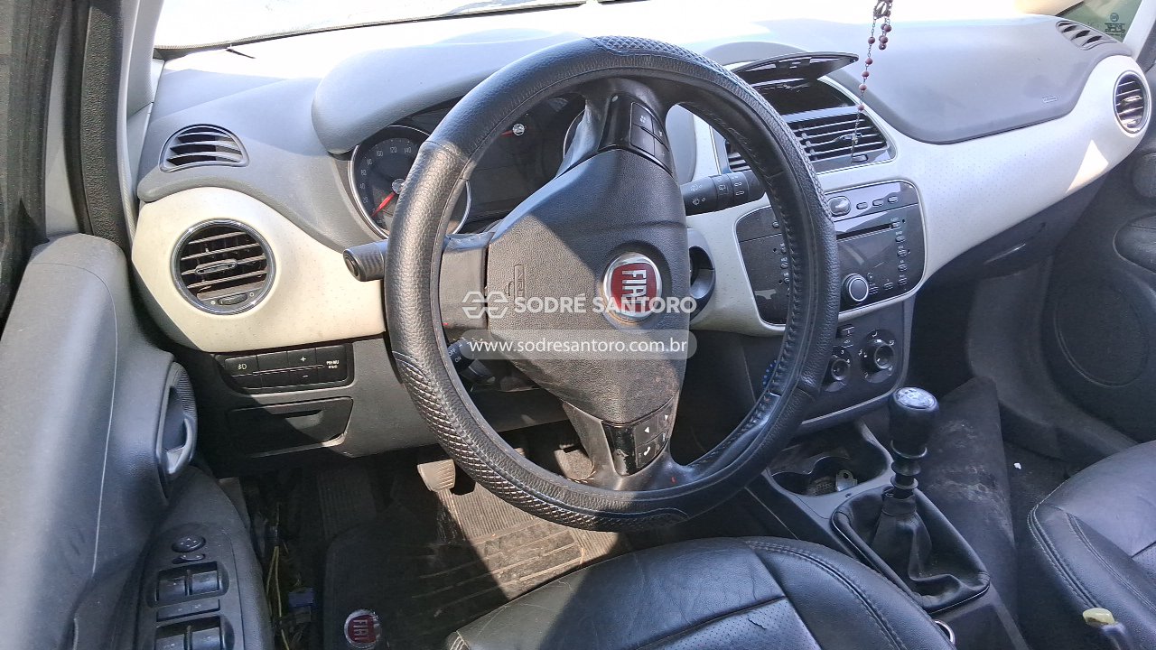 Foto 6 de 9: FIAT - PUNTO ESSEN. 1.6 DL 2012/2013