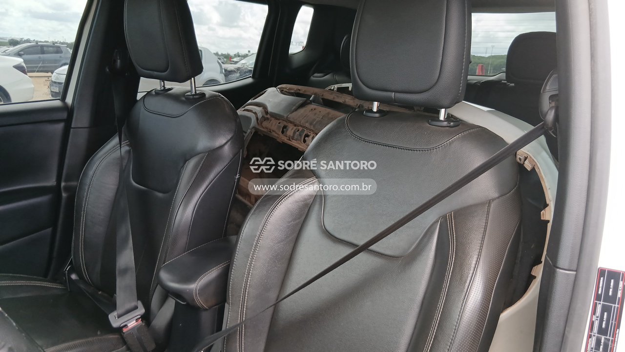 Foto 9 de 13: JEEP - RENEGADE LNGTD AT 2020/2020
