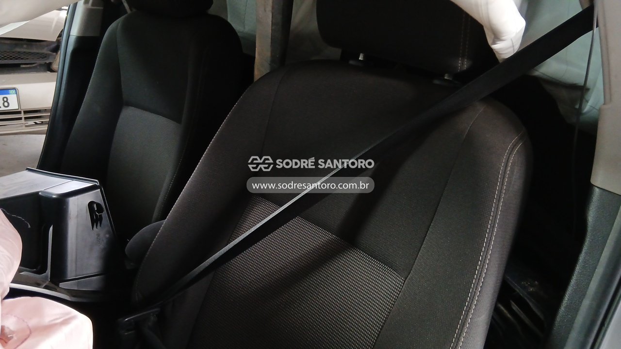 Foto 9 de 13: TOYOTA - YARIS SA XL15 2024/2025