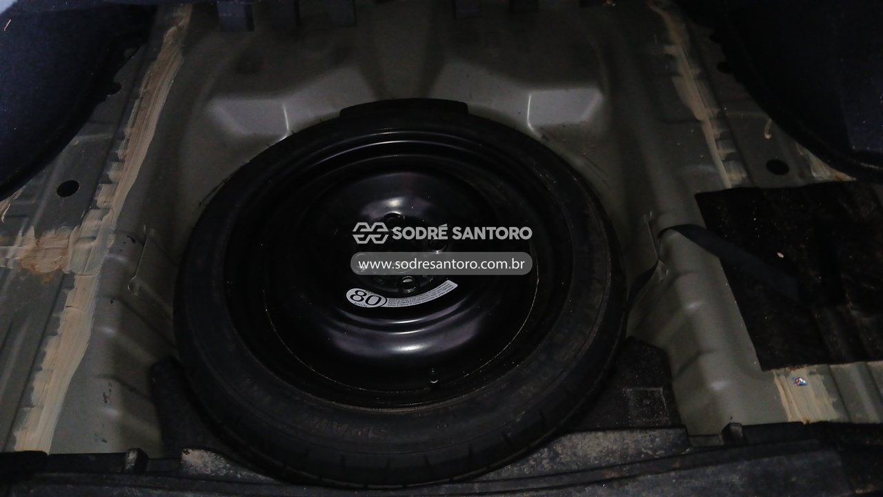 Foto 10 de 13: TOYOTA - YARIS SA XL15 2024/2025