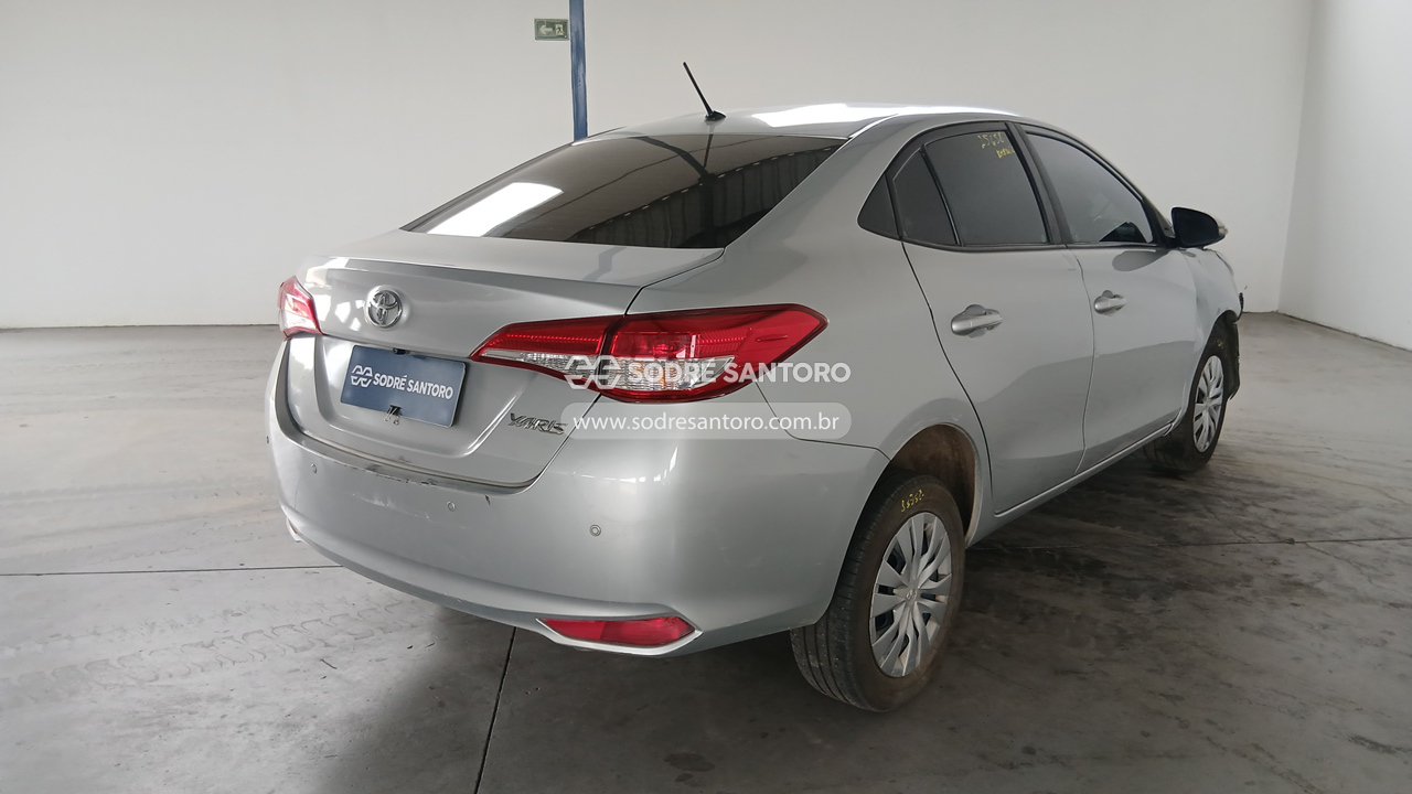 Foto 4: TOYOTA - YARIS SA XL15 2024/2025