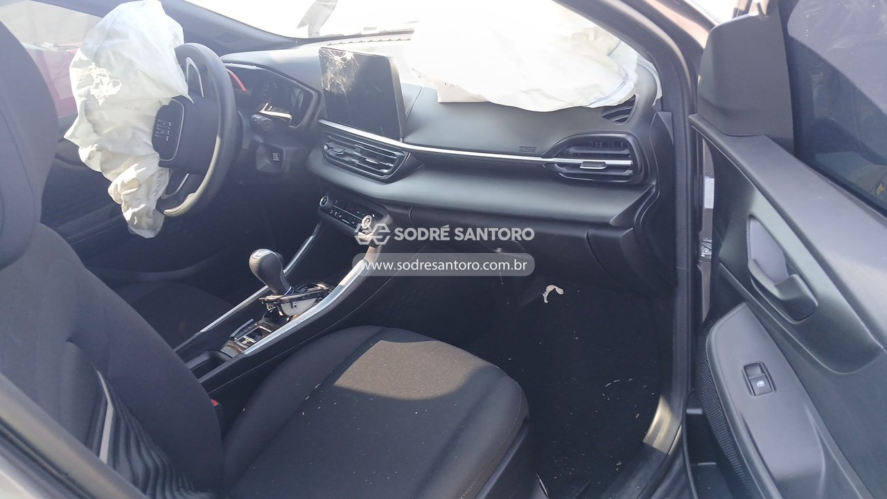 Foto 7 de 12: FIAT - FASTBACK TURBO 200 2026/2026