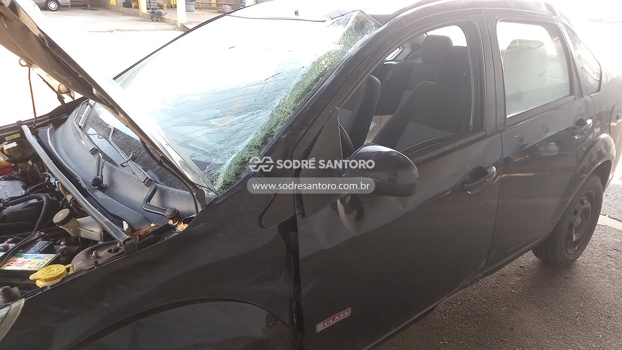 Foto 12 de 13: FORD - FIESTA SEDAN 1.6 FLEX 2010/2011