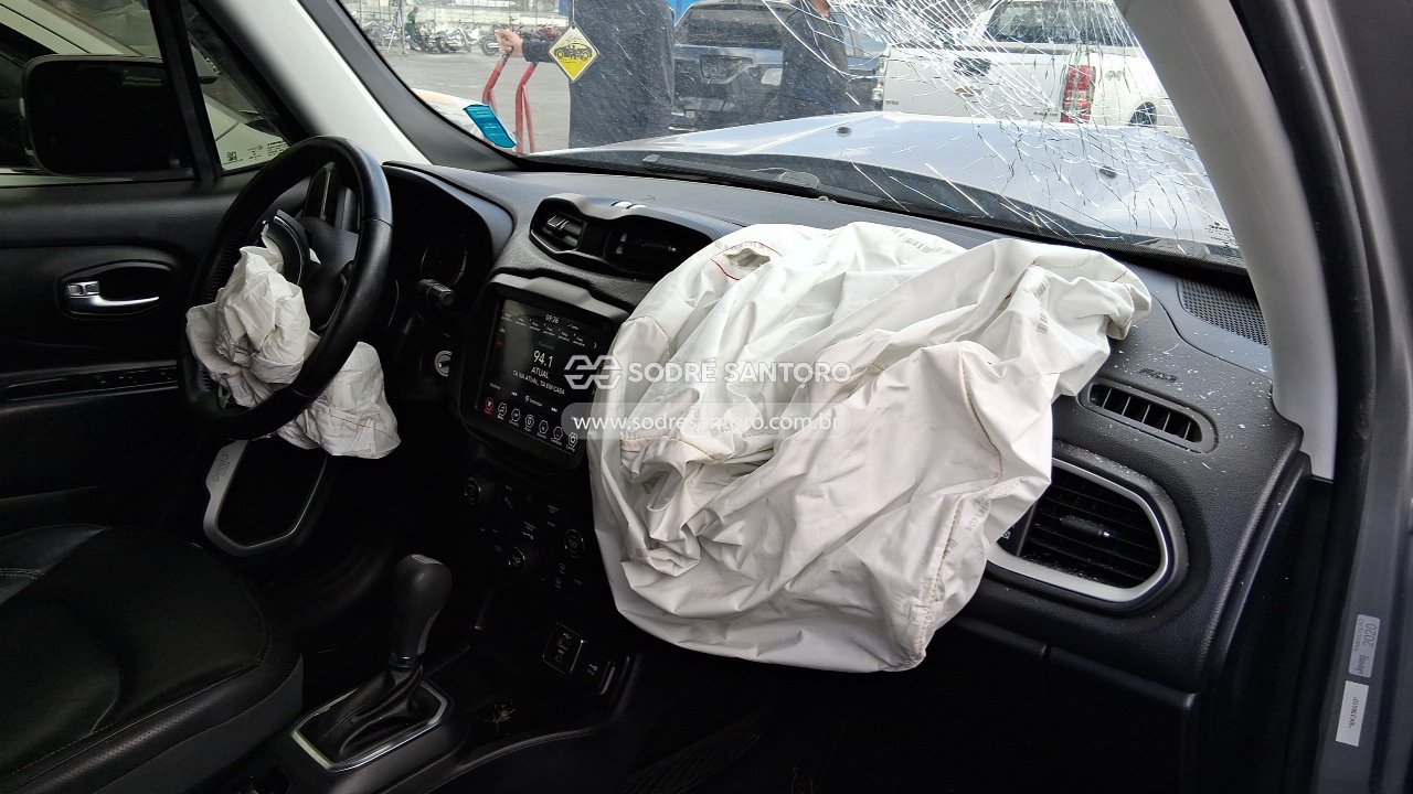 Foto 8 de 10: JEEP - RENEGADE LONGITUDE 2020/2021
