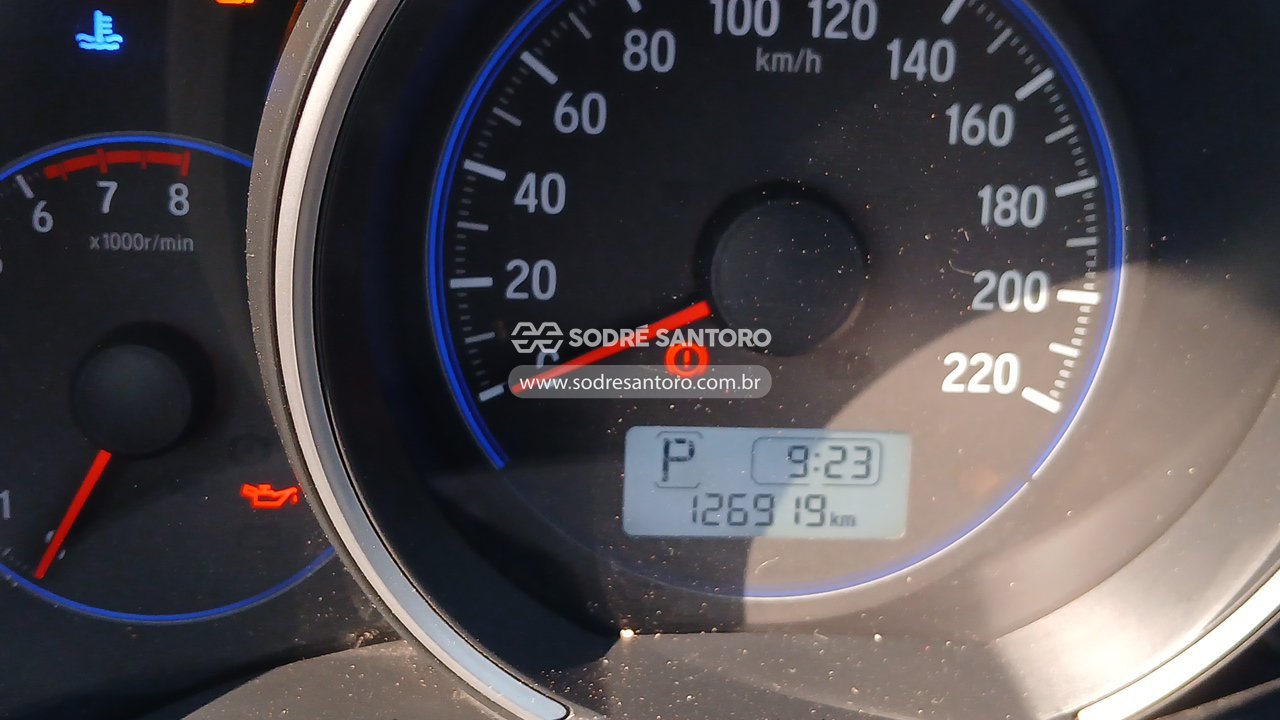 Foto 7 de 13: HONDA - FIT LX CVT 2015/2016