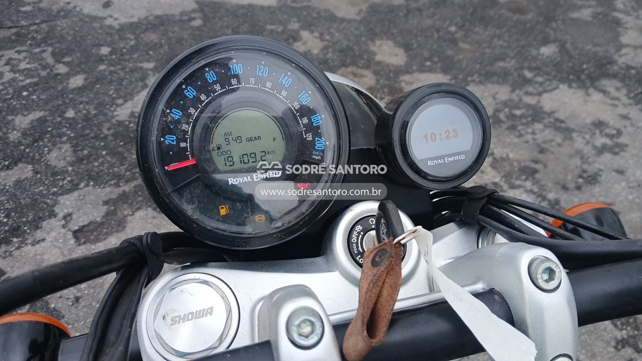 Foto 8 de 11: ROYAL ENFIELD - SUPER METEOR 650 2024/2025