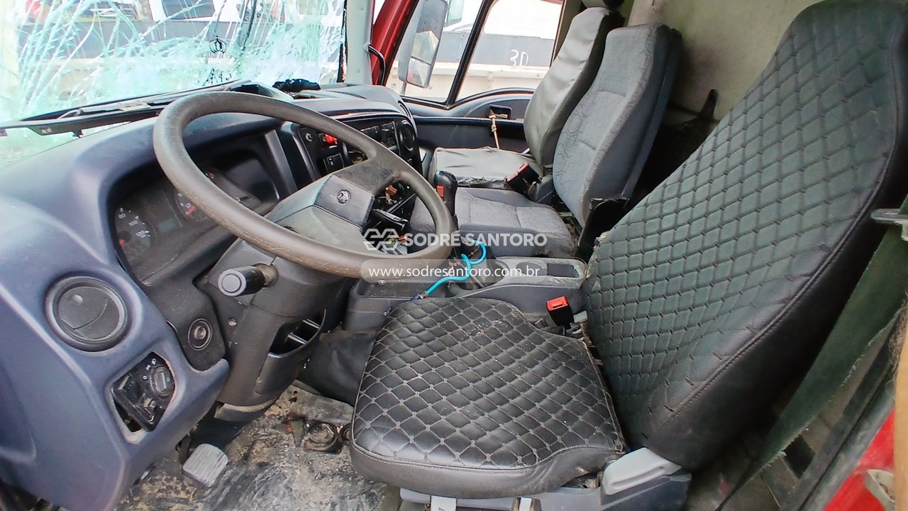 Foto 8 de 12: FORD - CARGO 2422 CN 2011/2012