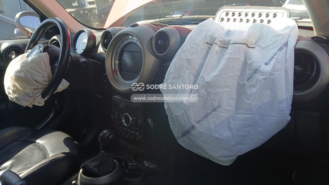 Foto 7 de 8: MINI - COOPER SCYMAN ALL4 2010/2011