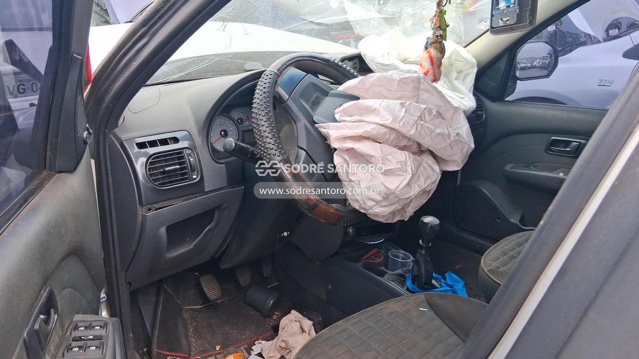 Foto 6 de 13: FIAT - PALIO WK ADVEN FLEX 2013/2014