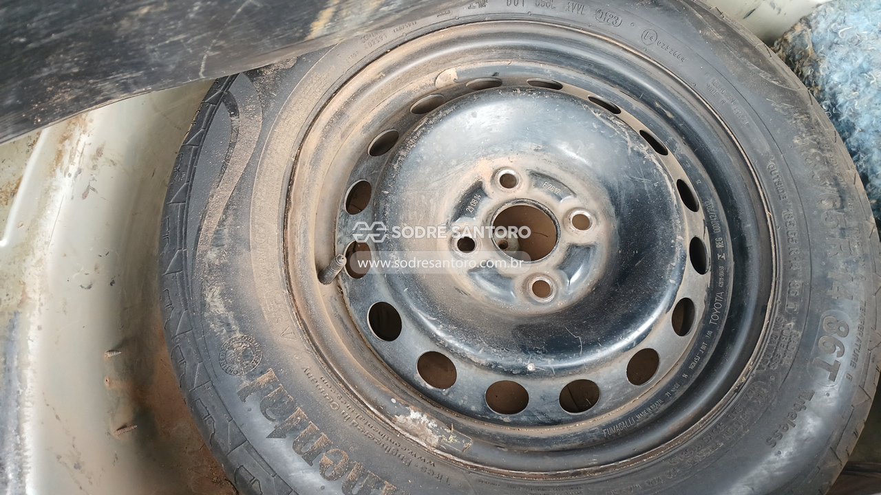 Foto 9 de 13: TOYOTA - ETIOS HB X 2014/2014