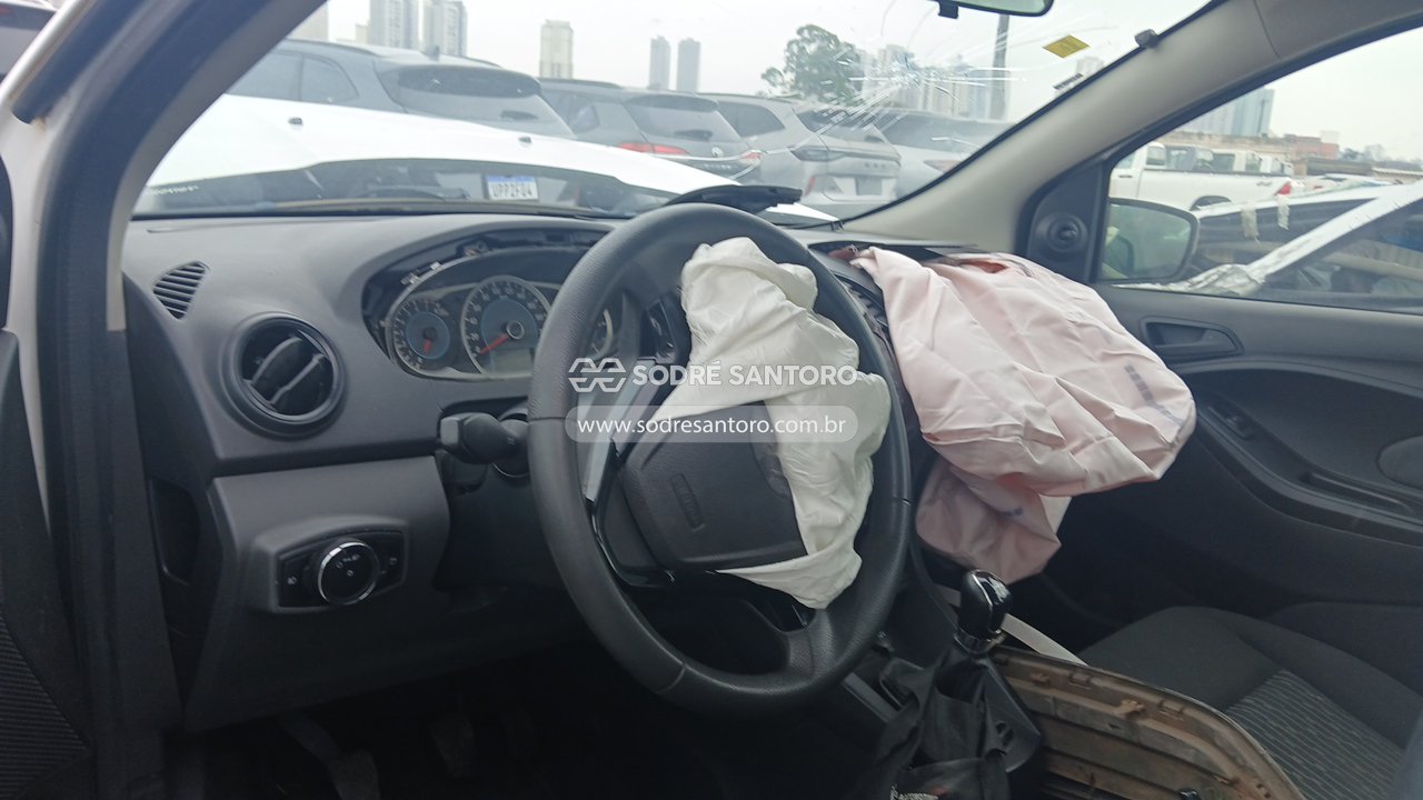 Foto 6 de 13: FORD - KA SE 1.5 SD 2014/2015