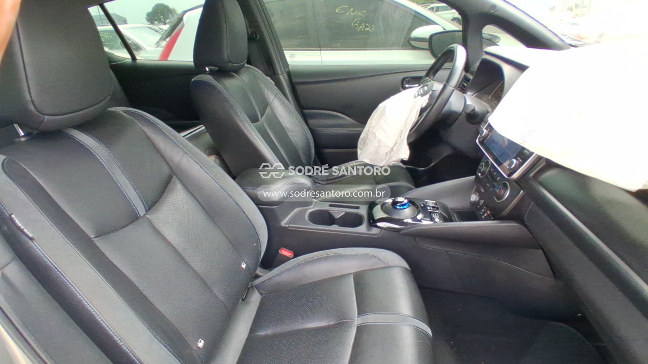 Foto 8 de 13: NISSAN - LEAF TEKNA 2022/2022