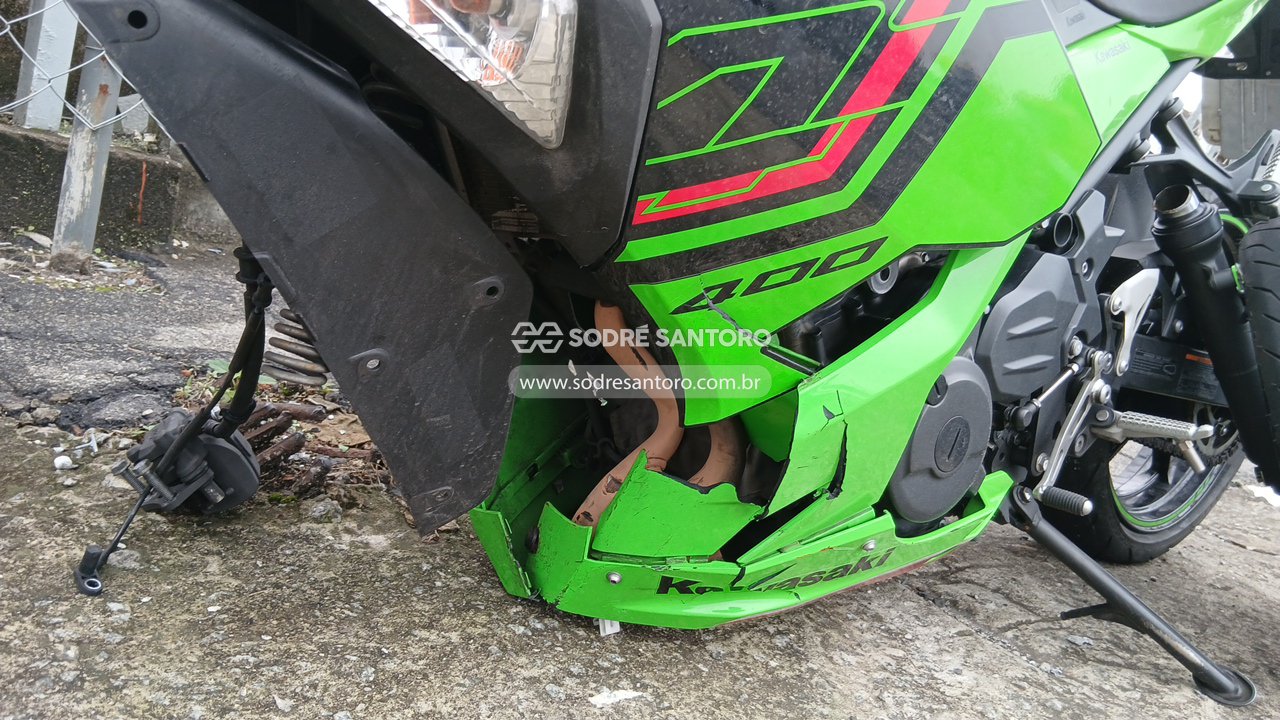 Foto 8 de 10: KAWASAKI - NINJA 400 2023/2024